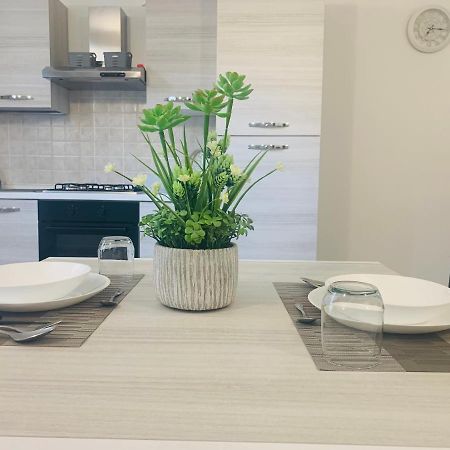 Il Cortiletto Apartment ซอมมา ลอมบาร์โด ภายนอก รูปภาพ